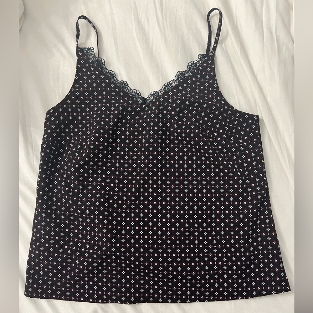 Banana Republic lace trim V-neck cami. pattern with navy, white & maroon